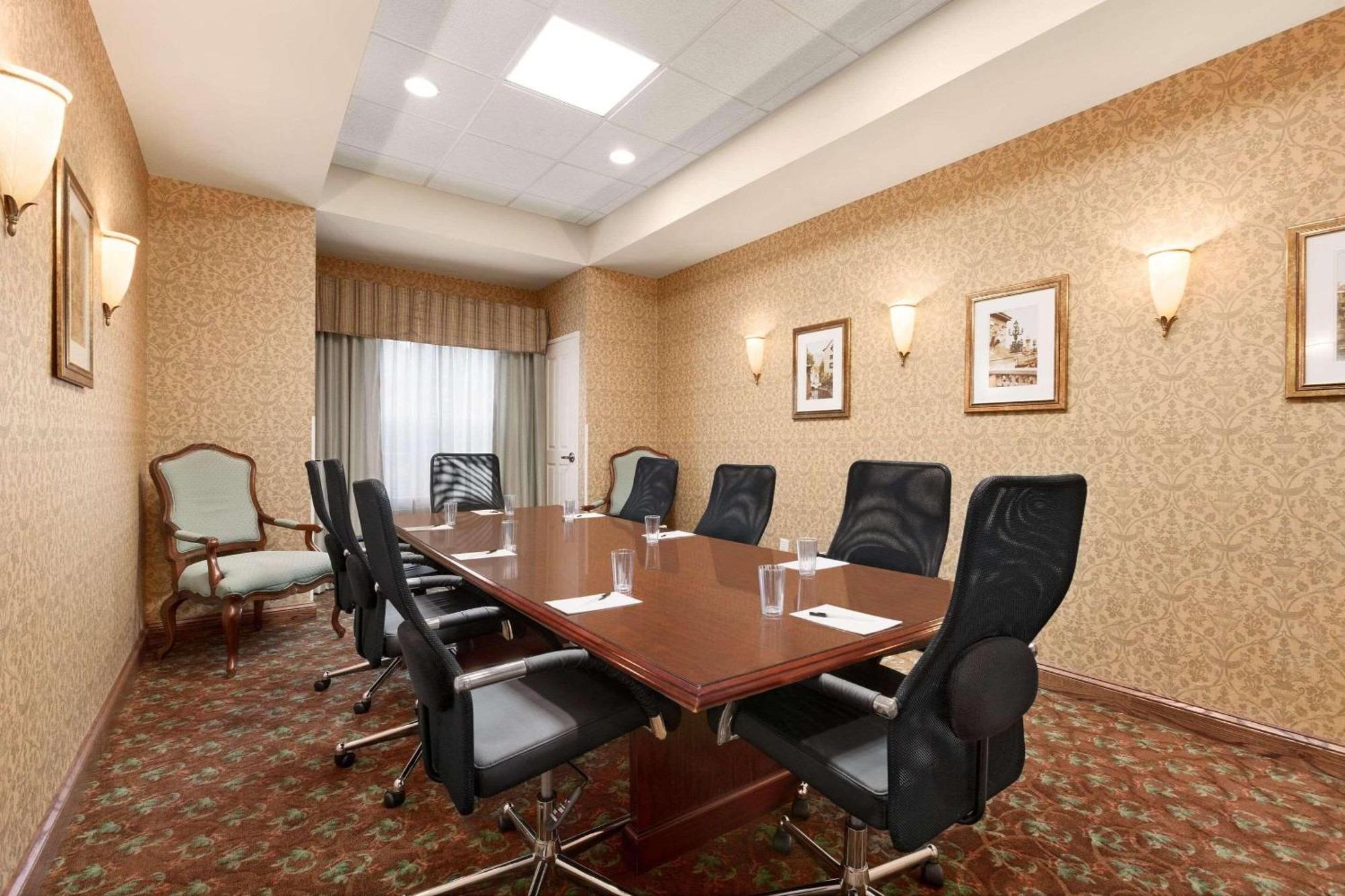 Country Inn & Suites By Radisson, Asheville West Near Biltmore Exteriér fotografie